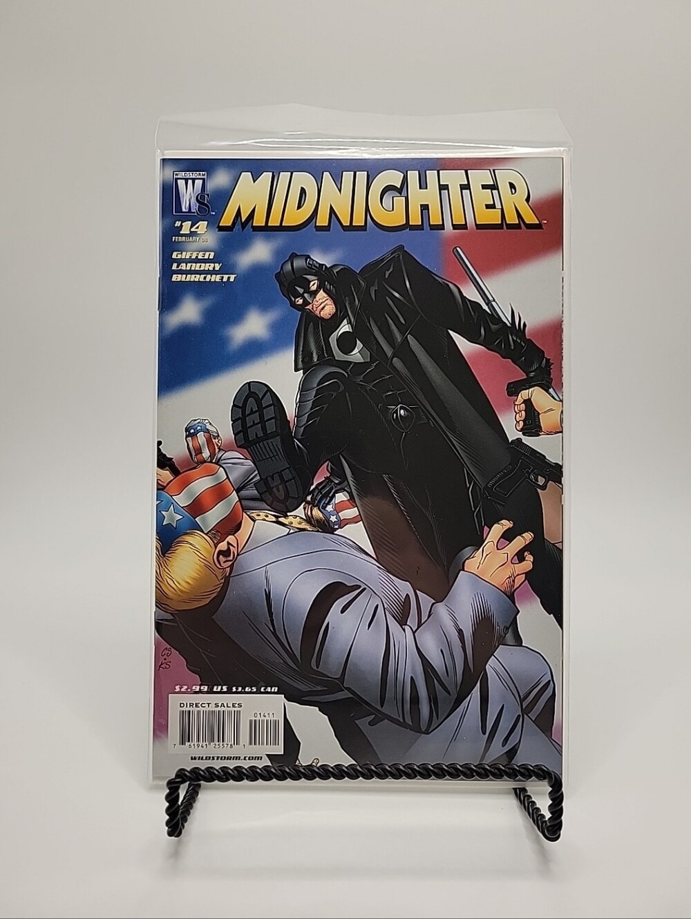 Midnighter Issue #14 Comic Book
